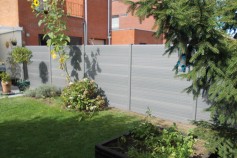 Graphite gravel boards creating a modern look.